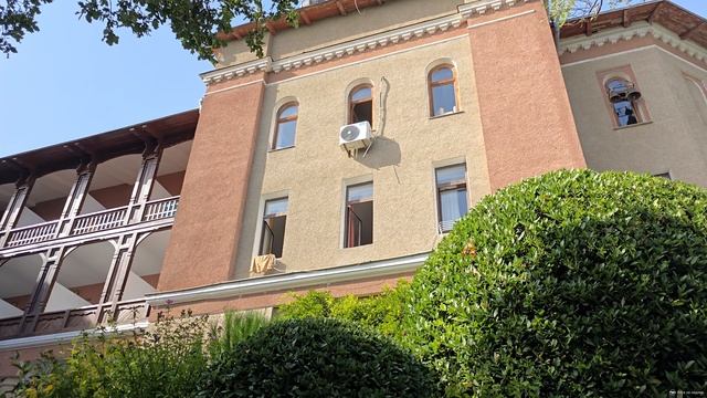 Пансионат святителя Луки при храме святого Александра Невского в Алупке смотреть онлайн