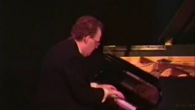 Daniel Berman plays Strauss/Godowsky Wein, Weib und Gesang смотреть онлайн