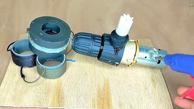 FREE ENERGY GENERATOR 220v |FREE ENERGY DEMO||Using Magnet and Copper Coil magnetic motor|4kw|how смотреть онлайн