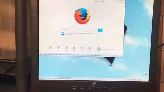 Getting a decent web browser for Windows XP is insane!! смотреть онлайн
