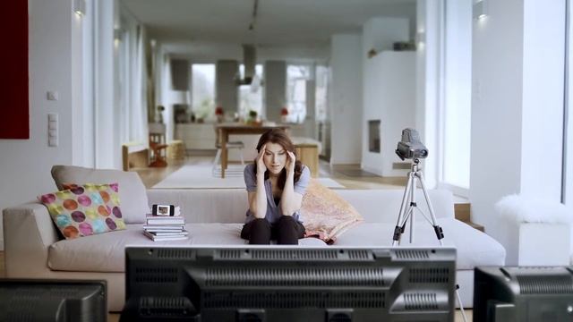 LOEWE Multi Recording EN смотреть онлайн