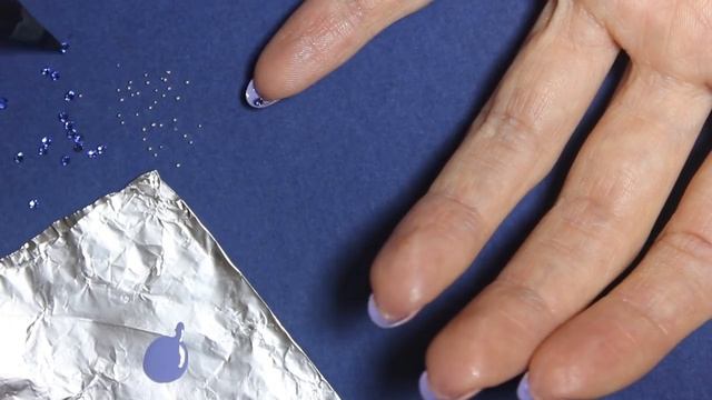 Маникюр со стразами под ногтями. Маникюр лабутен _ Flip Manicure ГЕЛЬ ЛАКОМ со стразами смотреть онлайн