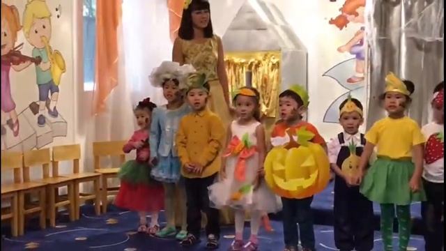 Золотая осень (Алтын күз) в садике Айналайын Часть2 смотреть онлайн