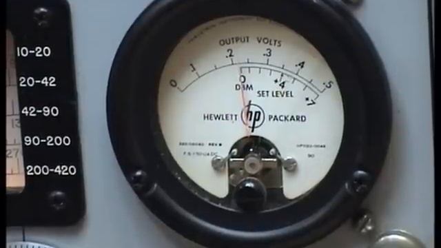 IJL - HP 608D VHF signaaligeneraattorin esittely ja kunnostus - osa 1 смотреть онлайн