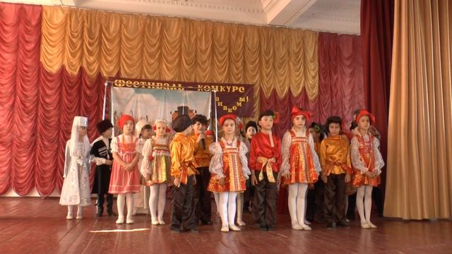 Выступление 1 "Г" класса «Будем знакомы-2017!» (Хлеборобы) смотреть онлайн