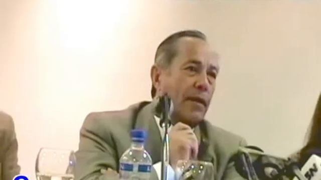 ADOLFO RODRIGUEZ SAA, DIO UNA CONFERENCIA EN UN HOTEL CENTRICO смотреть онлайн