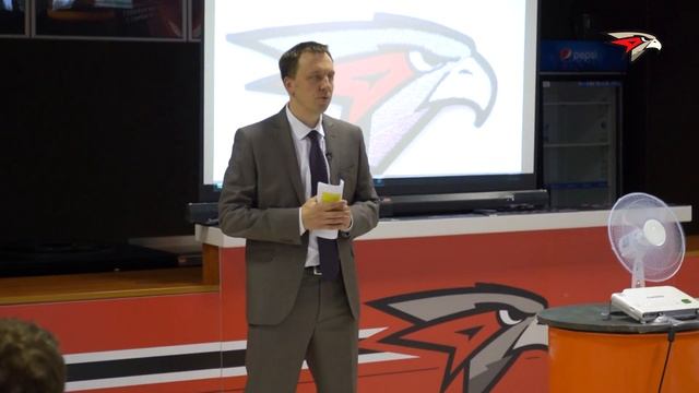 НАЧИНАЕМ ПАХАТЬ НА 100% | Алексей Волков на командном собрании | ПРЕДСЕЗОНКА 20/21 смотреть онлайн