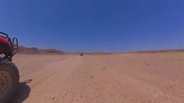 НА КВАДРАЦИКЛАХ В ЕГИПТЕ. QUAD BIKE RACING IN EGYPT. Песчаные дюны и бескрайние просторы МАРСА АЛАМ смотреть онлайн