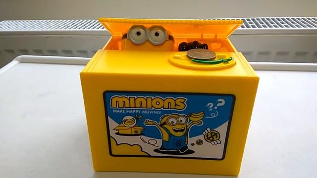 Копилка "Миньон-Воришка" смотреть онлайн