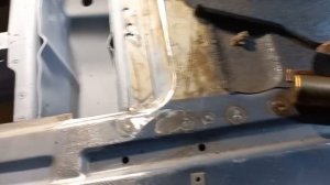 ВАРИМ ПОЛ АВТОМОБИЛЯ.