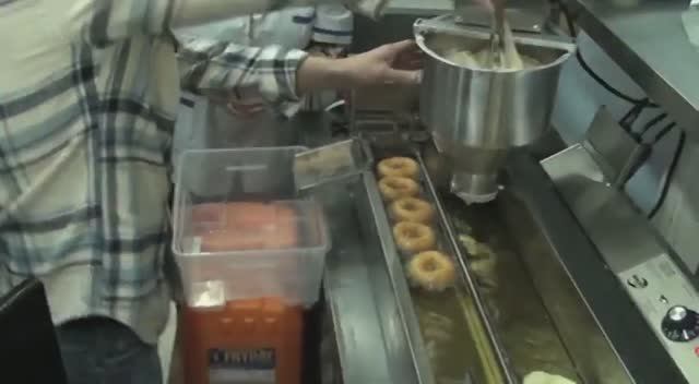 Пончиковый аппарат ПРФ11/900 пусконаладка SHELDEM смотреть онлайн