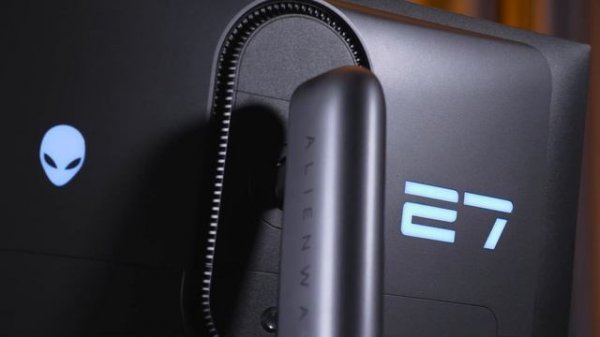 Обзор Dell Alienware AW2725DF