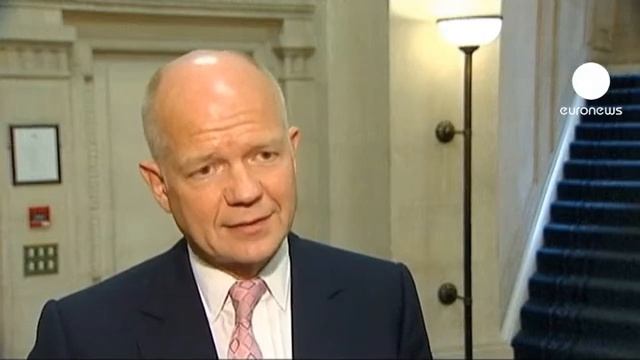 Kaddafi'nin iki oğlu ayrı düştü смотреть онлайн