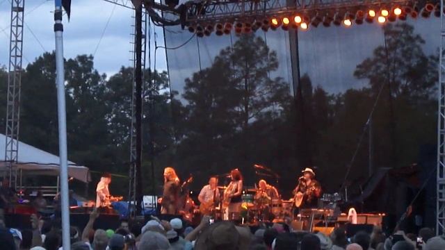 Robert Plant at Wanee 2011 - Ramble On смотреть онлайн