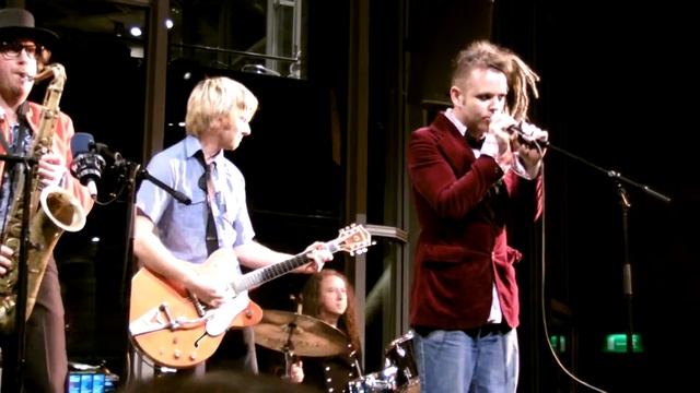 Duke Special - Shake, Rattle and Roll (National Theatre, 24th Oct 2009) смотреть онлайн