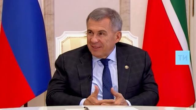 Рустам Минниханов: «В соцсети я попал случайно» смотреть онлайн