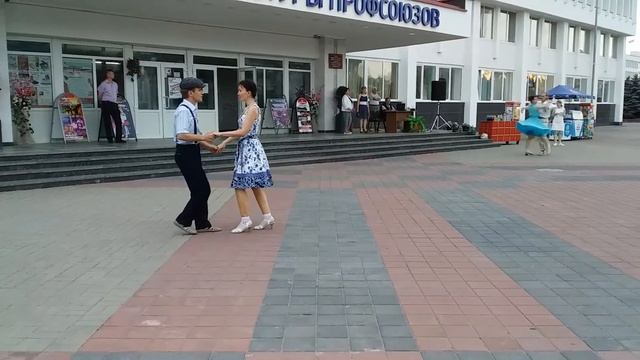 21 января-день объятий. Вспоминаем лето .Поет Н.Чернявская. смотреть онлайн