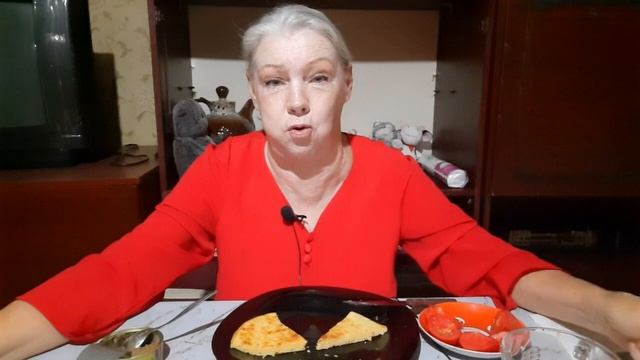 мукбанг сырная лепешка 😋👌 смотреть онлайн