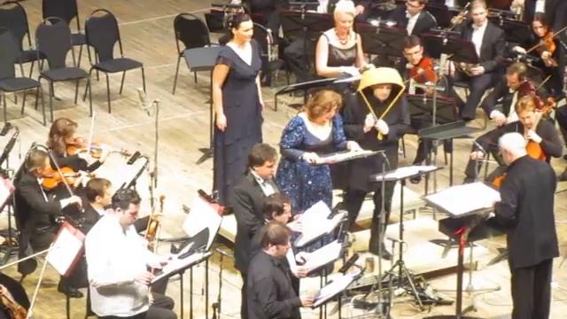 Falstaff - atto 2, scena 2 смотреть онлайн