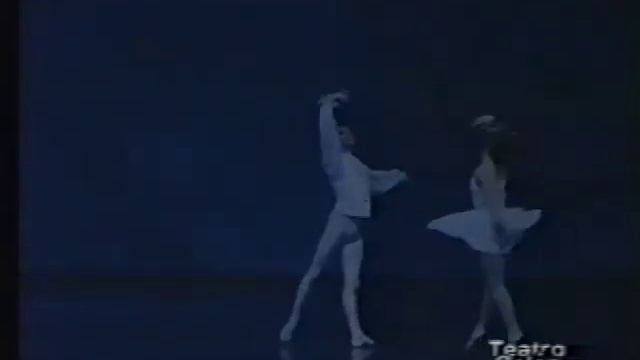 SYLVINA PERILLO Y LUIS ORTIGOZA EN CASCANUECES SNOW PAS DE DEUX - TEATRO COLON смотреть онлайн