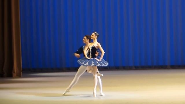 Оксана Скорик / Тимур Аскеров - "Grand Pas Classique" смотреть онлайн