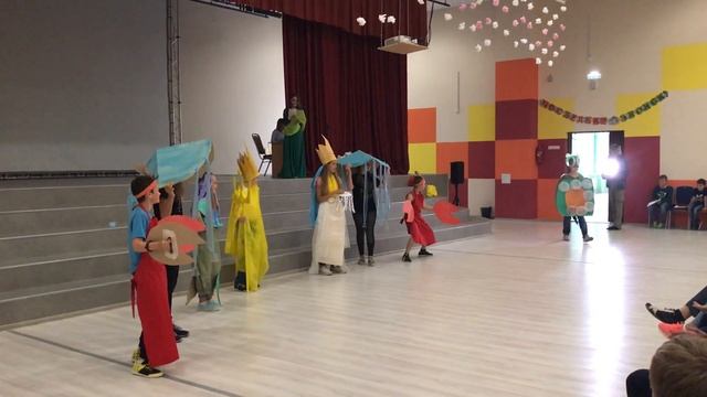 Отчетный концерт лагеря Стремительный. Фрагмент. Шушары. смотреть онлайн