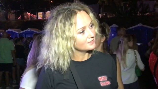 Как на фестивале сходить в туалет? смотреть онлайн