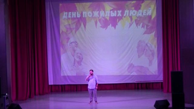 Артём Бибиков "Льётся музыка" смотреть онлайн