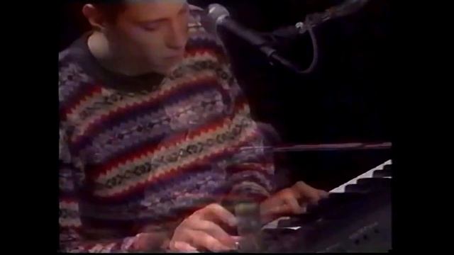 Валерий Каримов и Роли-Поли - Unplugged (исходник) смотреть онлайн
