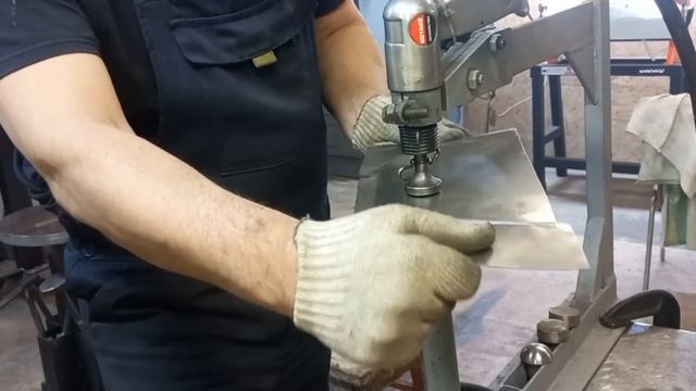 РЕСТАВРАЦИЯ автомобиля в обычном ГАРАЖЕ.