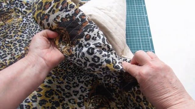 Создаю меховой коврик из старых простыней. смотреть онлайн