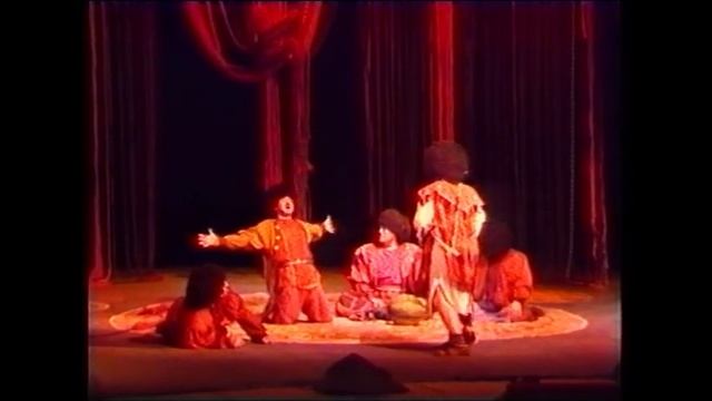 DÄLI DOMRUL Spektakl Arhiw Režissýory Kakajan Aşyrow Türkmenistan Teatr