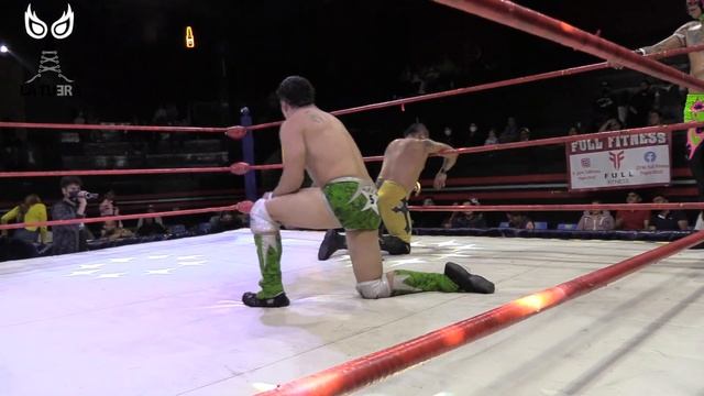 Fly Warrior, Yorvak y Shocko Vs Aster Boy, Freelance y Noisy Boy en IWRG смотреть онлайн