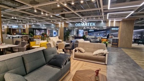 Russia's LARGEST Shopping Mall After 700 Days of Sanctions