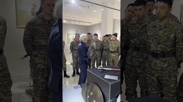 Солдаты НУО посетили Национальный музей накануне праздников дня Защитника отчества и Великой победы смотреть онлайн