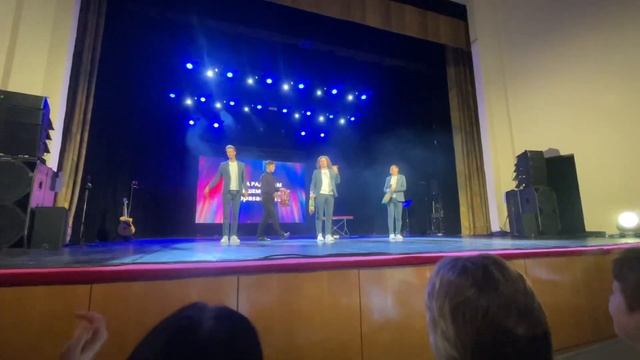 Группа САДко. Подарочки от поклонников. Пермь ДК им. Кирова 01.02.2024г. смотреть онлайн