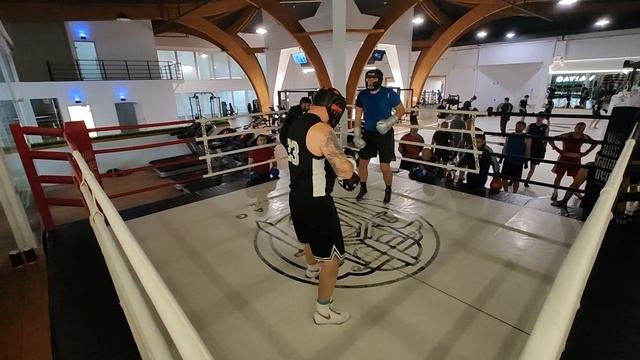 Varyag Fight Gym (Митино). Бокс 04.10.2024 бой #2 смотреть онлайн