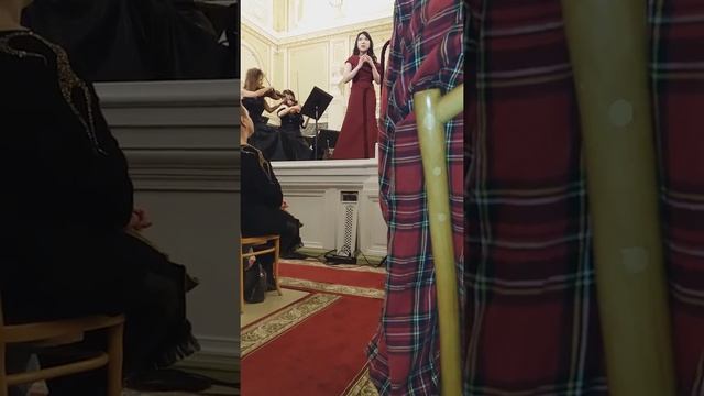 Two arias sung by Eunsie Hong смотреть онлайн