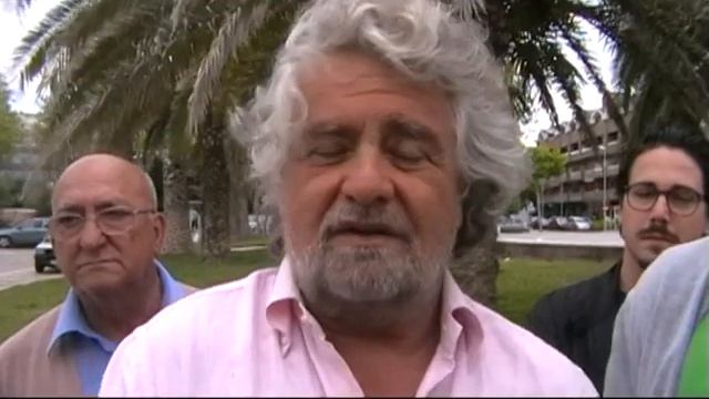 Beppe Grillo per Atri смотреть онлайн
