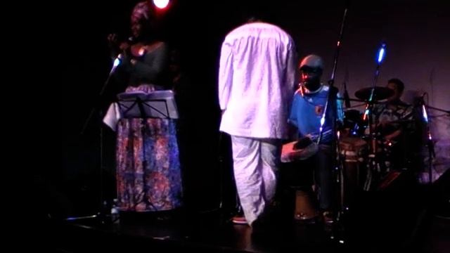 JAFRO BAND remixe of MISORA hibari songs RINGO in tokyo смотреть онлайн