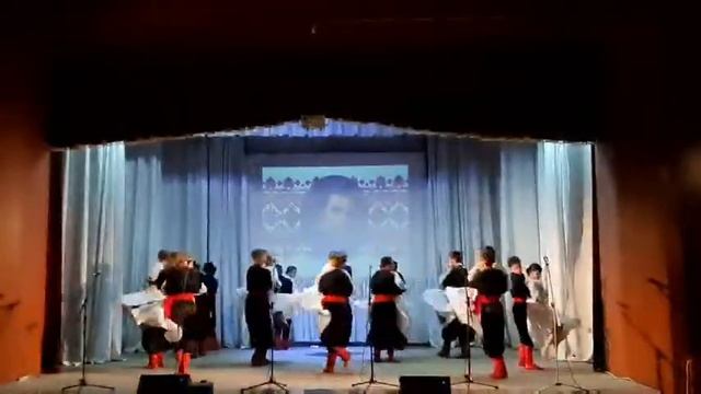 Мелодія коханя. Веселі Черевички смотреть онлайн