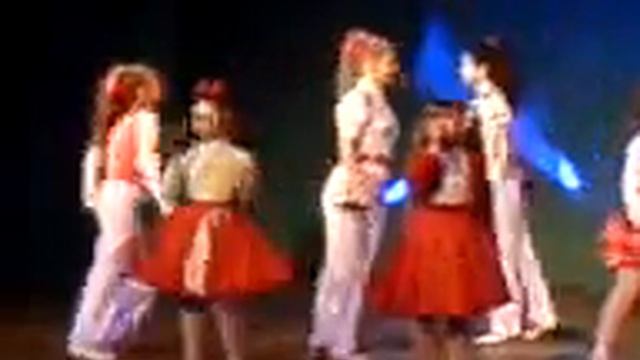 Апрельский звездопад 2.3gp смотреть онлайн