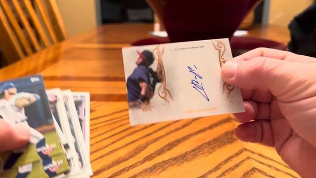 CARD SHOW HAUL - HUGE PICKUP- Soto Auto # /5!!! Kobe Game Warmup & A bunch of deals & steals! смотреть онлайн