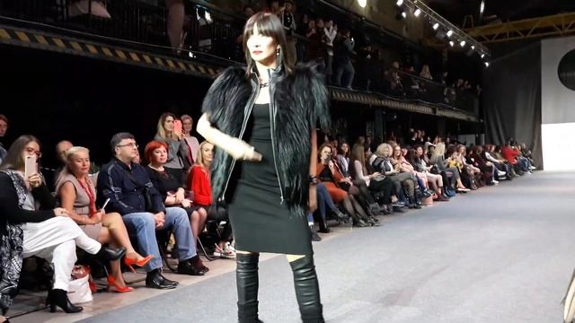 Kharkiv Fashion Business Days.Constantin Ponomaryov.Collezione Milanese 2019.Чарівні Хутра. смотреть онлайн