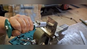 СДЕЛАЙ САМ. СЕКРЕТЫ кузовного ремонта. часть-5. Изготовление ремонтных вставок без станков.