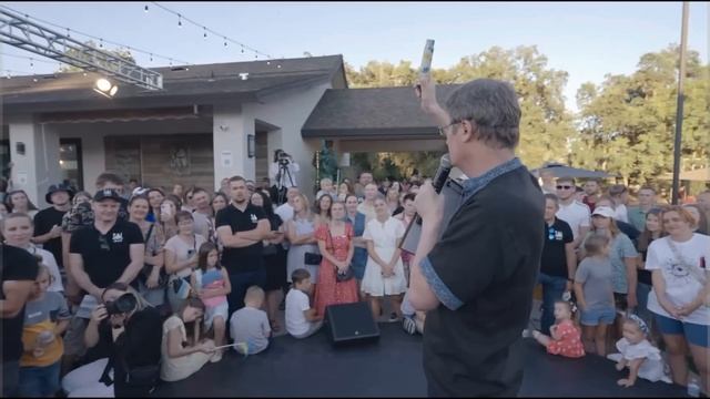 Караоке на майдані з Ігорем Кондратюком смотреть онлайн