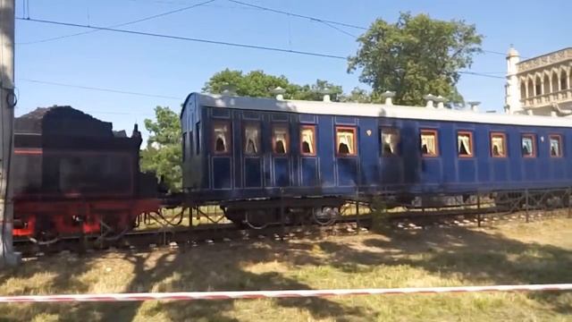 Старинный паровоз в петргофе смотреть онлайн