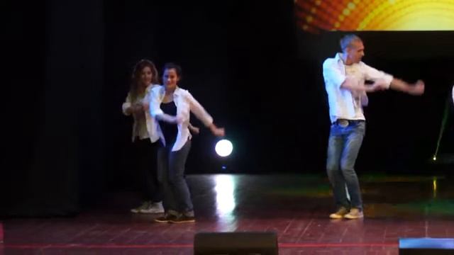 Валентин - Красно солнышко (МФТЭ) / Триптих о любви смотреть онлайн