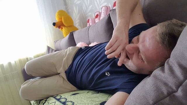 Сделал маску для лица .Ушел к сестричке смотреть онлайн