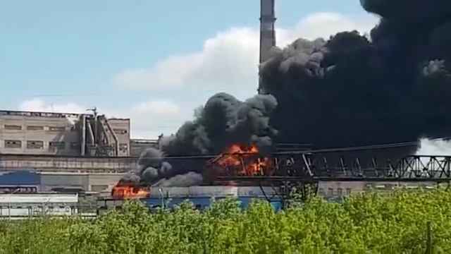 Пожар в Усть-Каменогорске. 17 мая 2017 смотреть онлайн